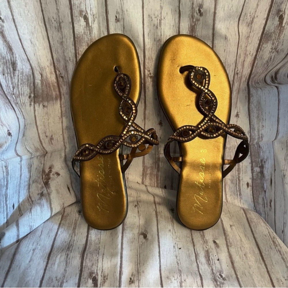 👠NWOT Majestic Gold Sandals with Braided Metallic Straps Size 6